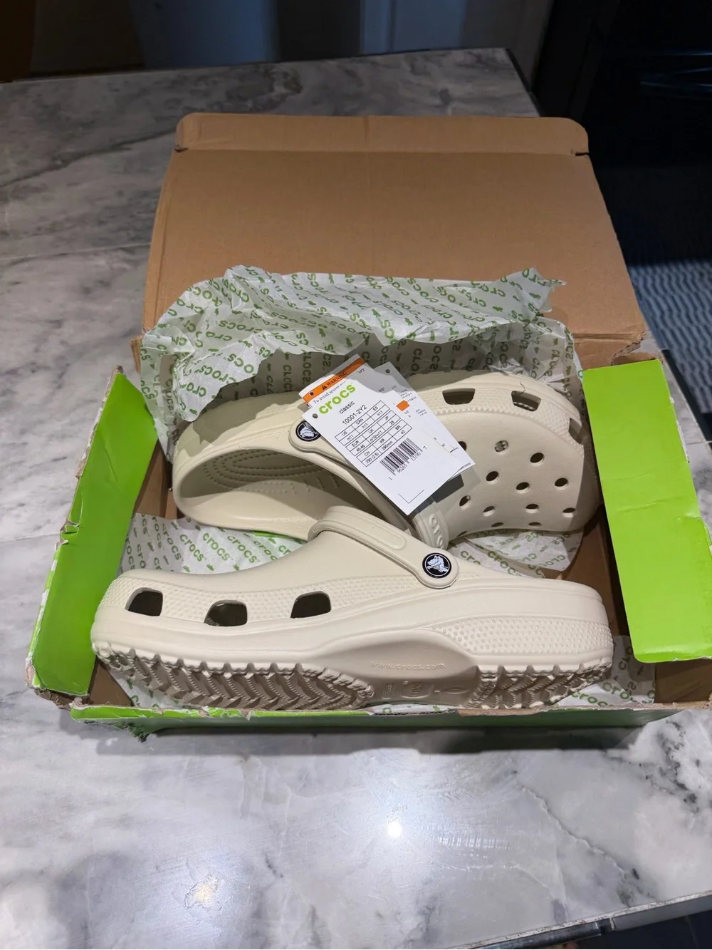 CROCS classic clog